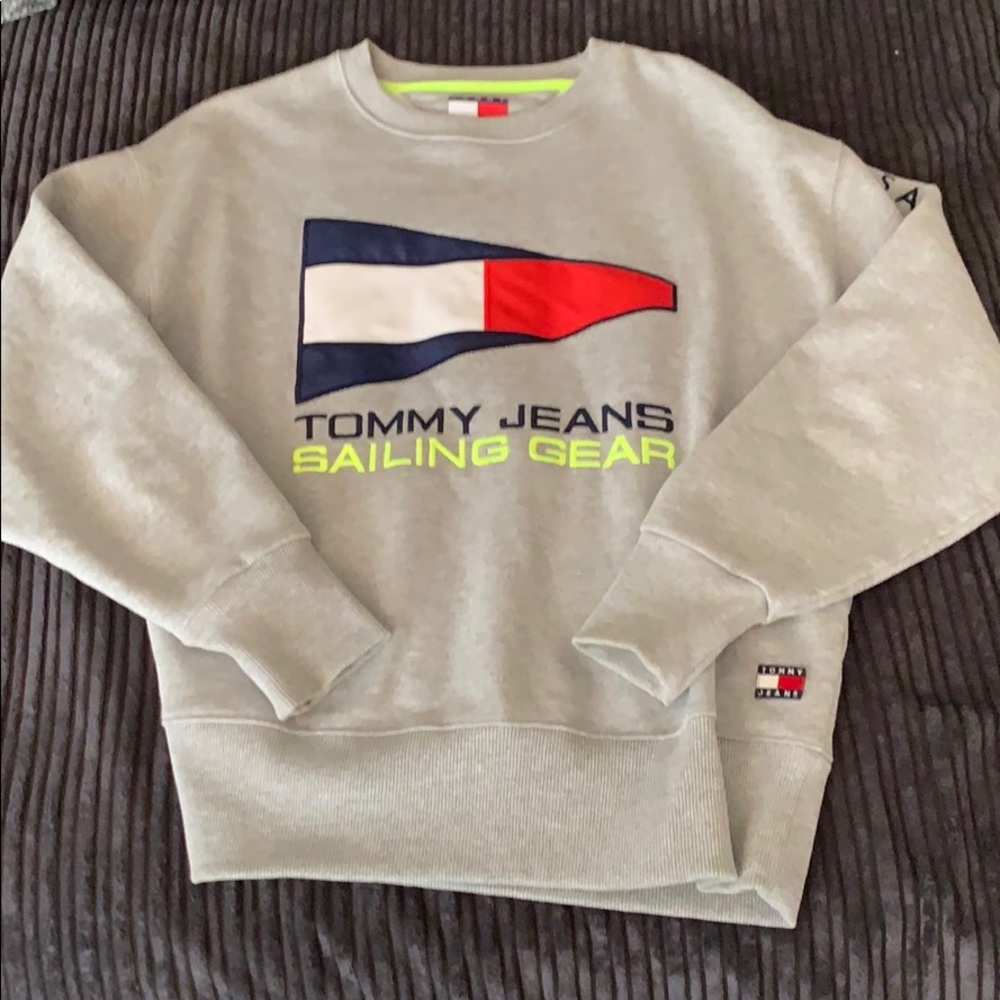 Tommy Hilfiger sweatshirt